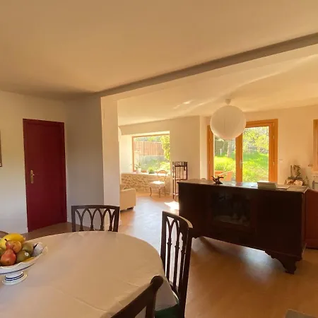Casa Lambre Feriehus *